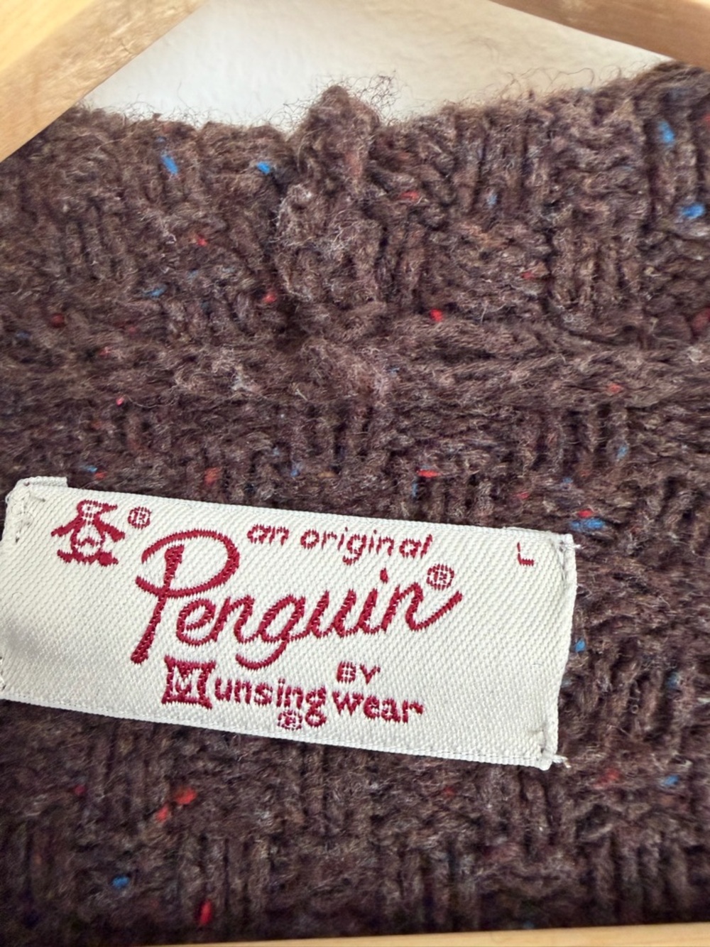 Vintage 90s - Textured Knit Hoodie Sweater - Penguin Munsingwear - Size L - Picture 4 of 6